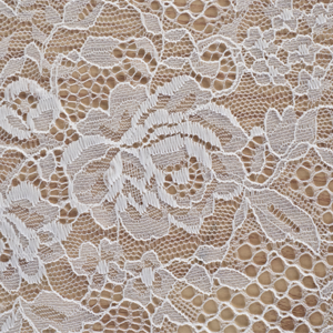 Rose patterned lace tablecloth