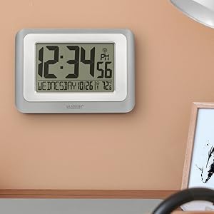 lacrosse, la crosse, 513-88907, atomic, digital clock, self set, calendar, temperature, thermometer