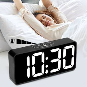 electric alarm clock