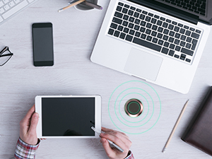 EFFORTLESS CONNECTIVITY Bluetooth 5.0 ensures instant pairing and maintains a strong connection