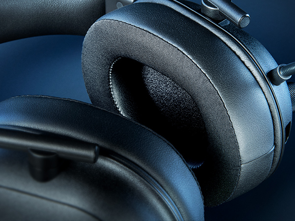 shure sony jbl bang &amp; olufsen audio-technica panasonic steelseries hyperx logitech ios android