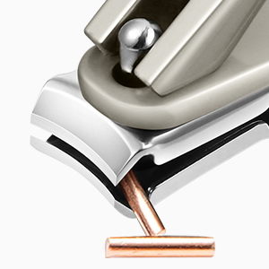 fingernail clippers