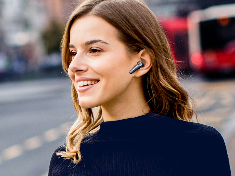 noise cancelling earbuds