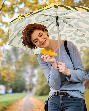compact travel umbrella with a cute duck head handle for women