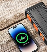 GOODaaa Power Bank Wireless Charger 45800mAh Built in Hand Crank and 4 Cables 15W Fast Charging P...