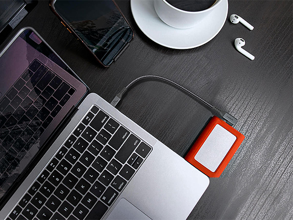 90 degree usb 4 cable for macbook