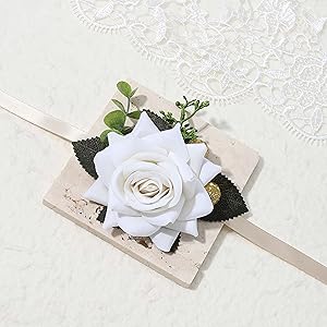wrist corsage