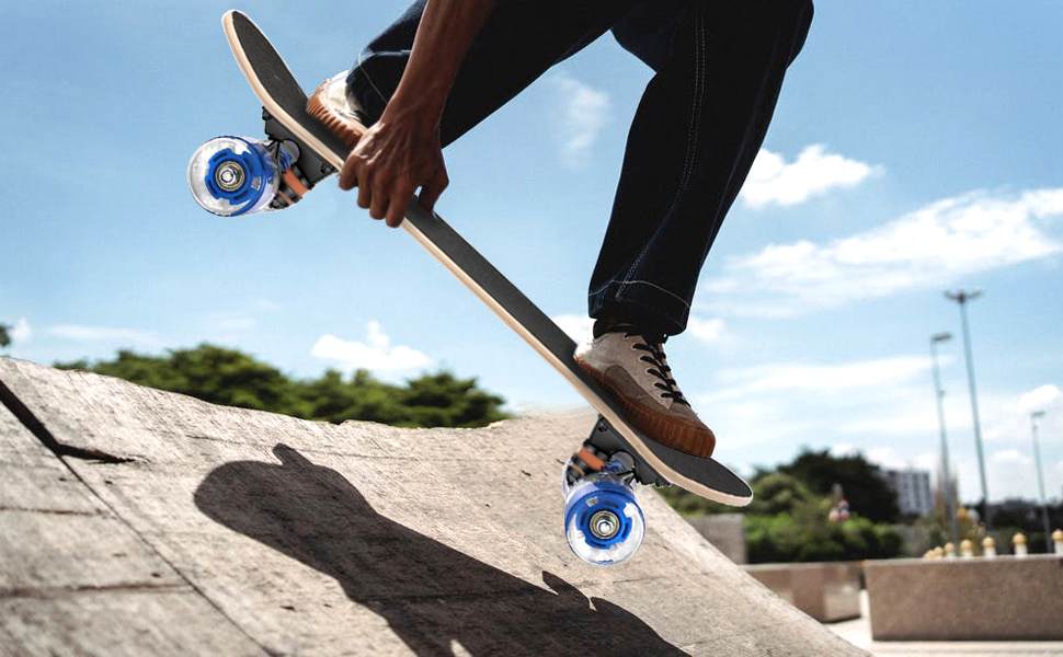 Skateboard with Colorful Flashing Wheels for Beginner,Kid,Teen,Adult