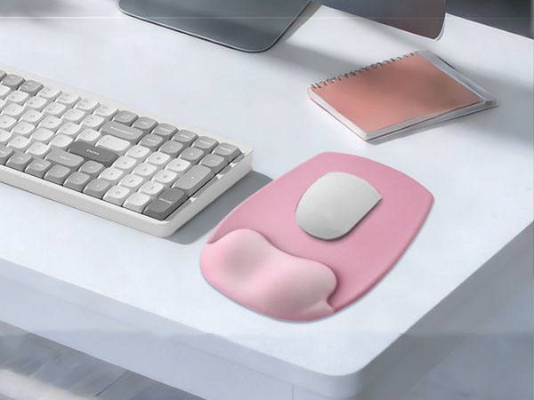 Mouse Pad with Wrist Rest Support