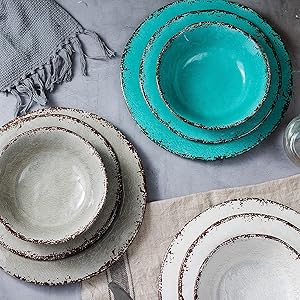 Melamine dinnerware set