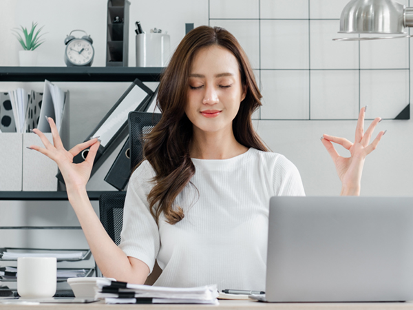 Randomized Mouse Jiggler Undetectable Trackpad Mover Device for Laptop, Automatic Mouse Shaker