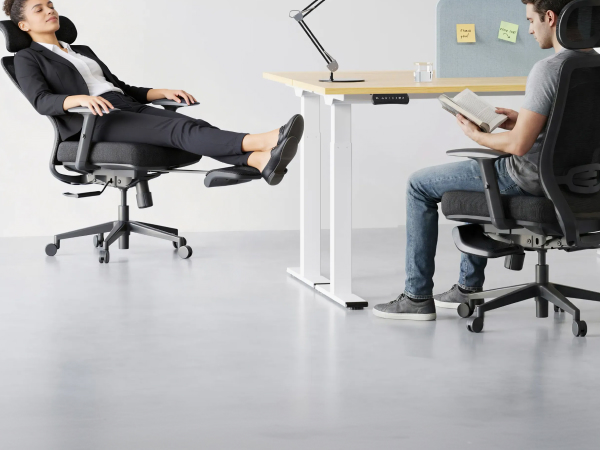 DESK CHAIR