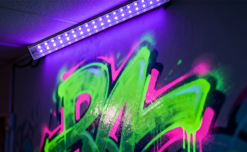 black light bar