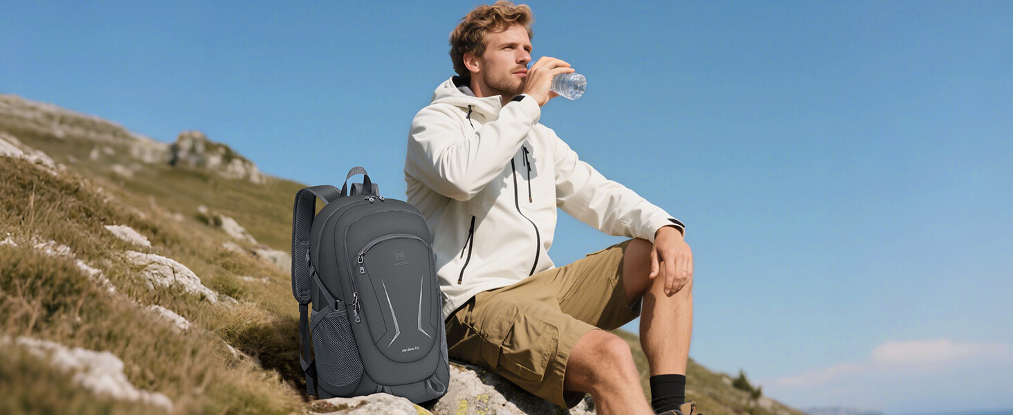 The MIYCOO hiking pack supports mountain climbing