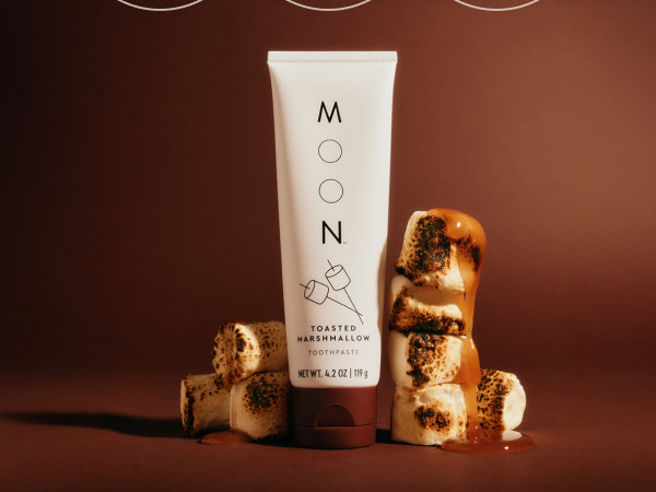moon toasted marshmallow whitening toothpaste fluoride-free