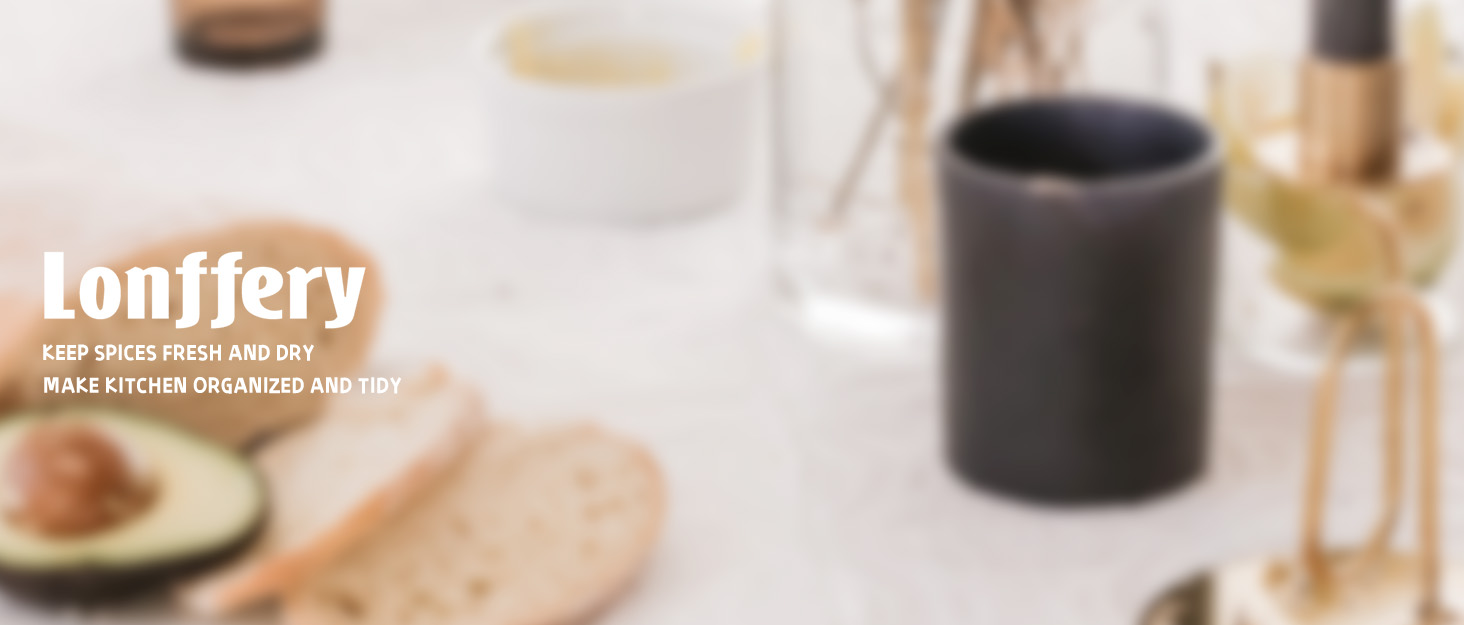 salt and pepper shakers