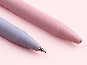 mechanical pencil for writing