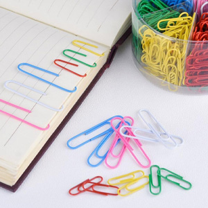 Bright colors paper clips