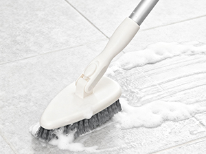 tub brush