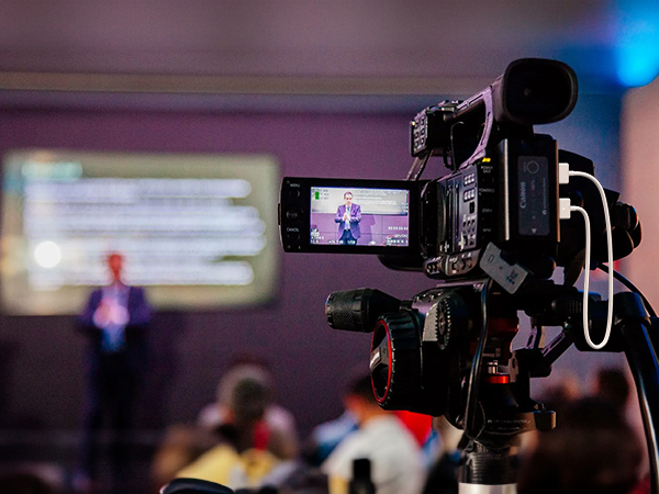  Wireless HDMI Transmitter and Receiver