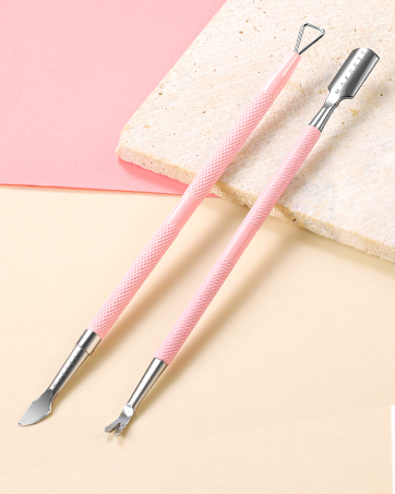 cuticle fork