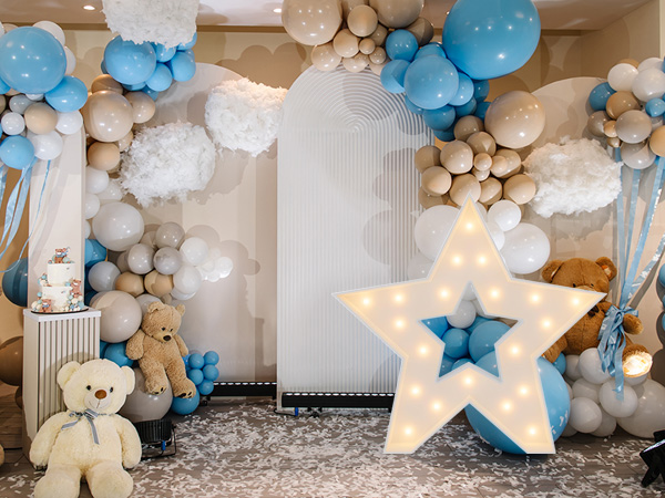 Marquee Light Up Star