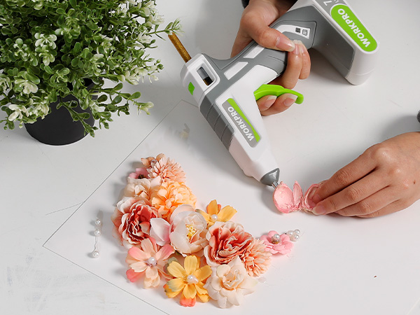 cordless hot glue gun