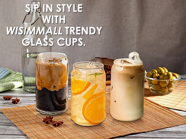 glass cups with lids and straws