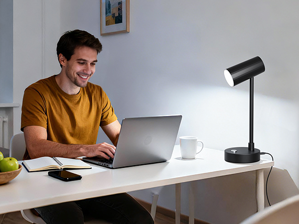 Small Desk Light for College Dorm Room