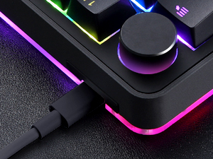 half keyboard gaming