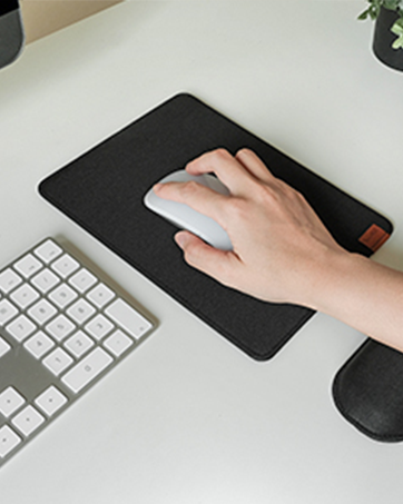 Mouse Pad and Wrist Rest Set