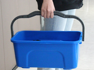 car wash bucket