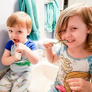Toothbrush kids toddlers dinosaur giraffe