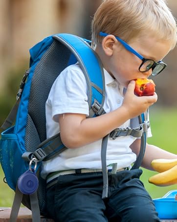 Aietag holder for kid bag