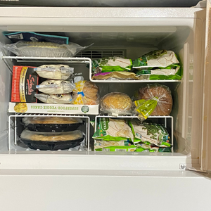 shelves are freezer safe