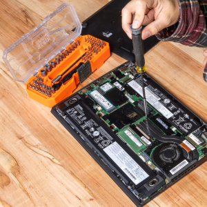 60 bits included inside the modular Driver System case