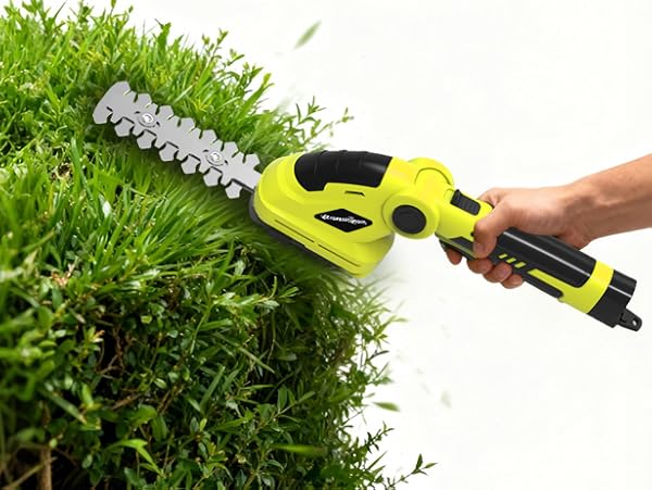 Steel blade for hedge