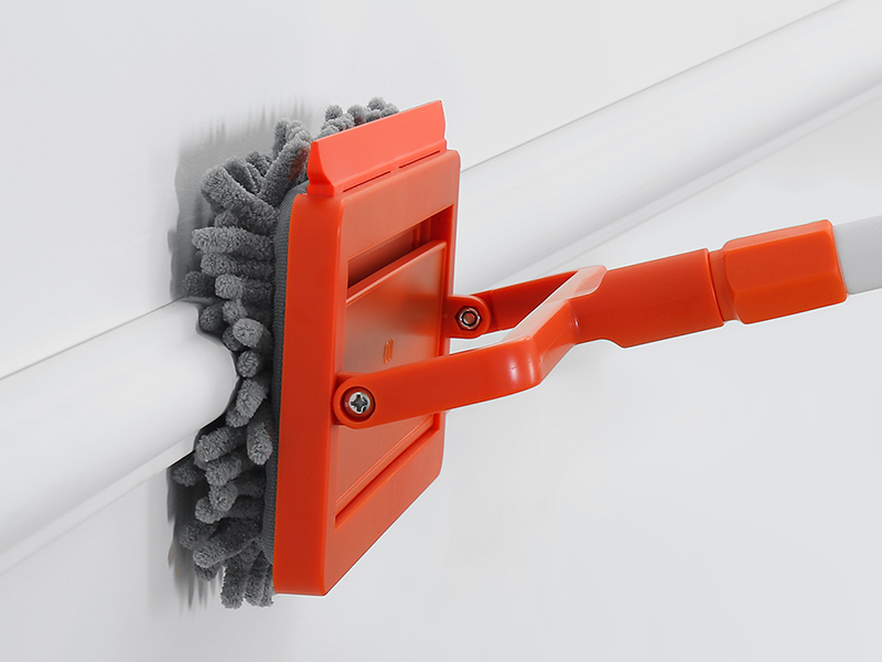 baseboard cleaner tool with handle