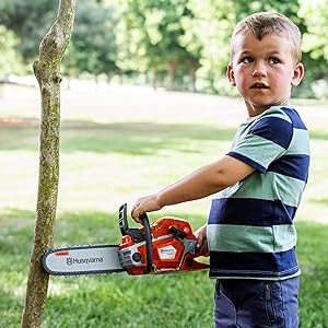 Toy chainsaw makes real noise