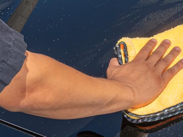 Premium car detailing towels 16x16 deliver lint-free results for waxing, buffing, and interior care