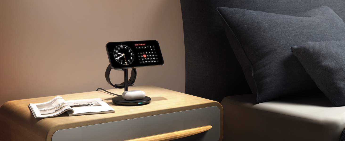 iphone 15 pro max charger station