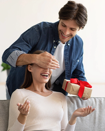 Smart Scale for Body Weight BMI, Body Fat, Muscle Mass as perfect gift choice