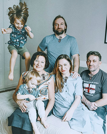 mic for family party