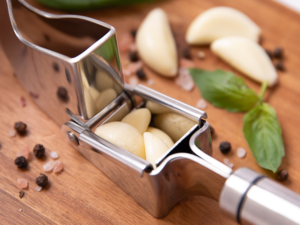 XL MULTI-CLOVE CHAMBER