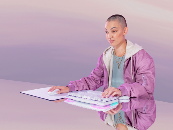 Woman player G705