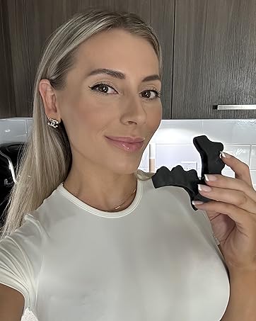 https://m.media-amazon.com/images/S/aplus-media-library-service-media/0c8d4636-e701-450e-a2a6-dea51f383a15.__CR0,507,2268,2838_PT0_SX362_V1___.jpg