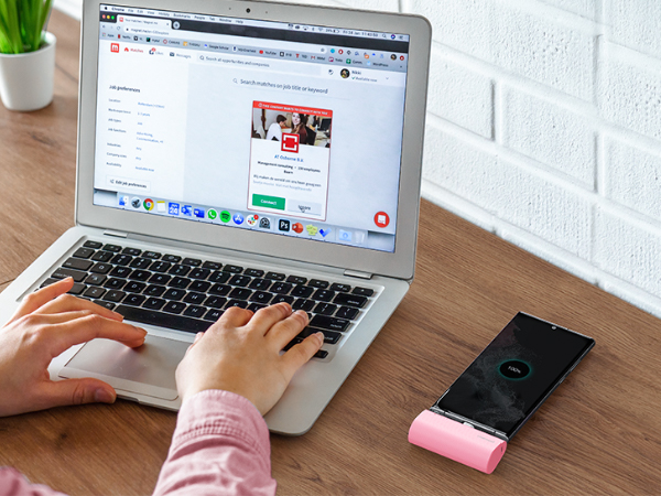 Small portable charger for iphone 15 16