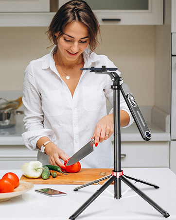 Huryfox Selfie Stick Phone Tripod