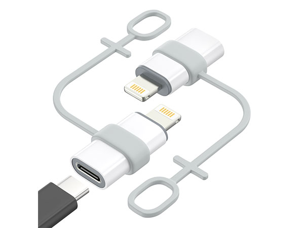 USB C to Lighting adapter