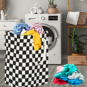 I really like the sturdy, thick material of this hamper.